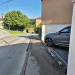 Carmen * بولا